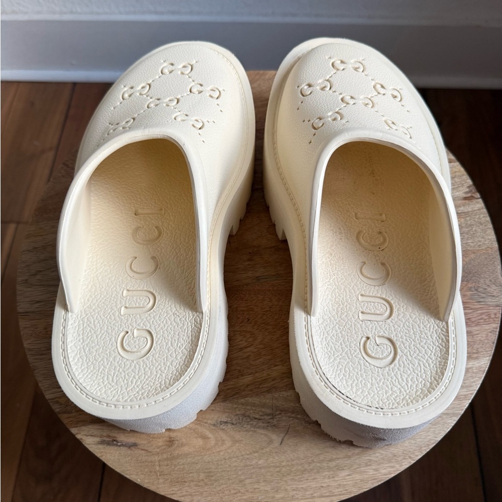 Gucci Rubber Monogram GG Go Through Platform Slide Clogs in Mystic White sz: 11 - Picture 14 of 14